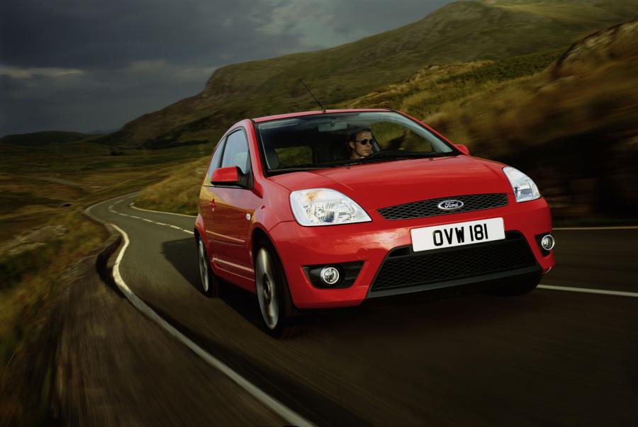  Ford Fiesta ST 2005 года  (фото 41 из 57)
